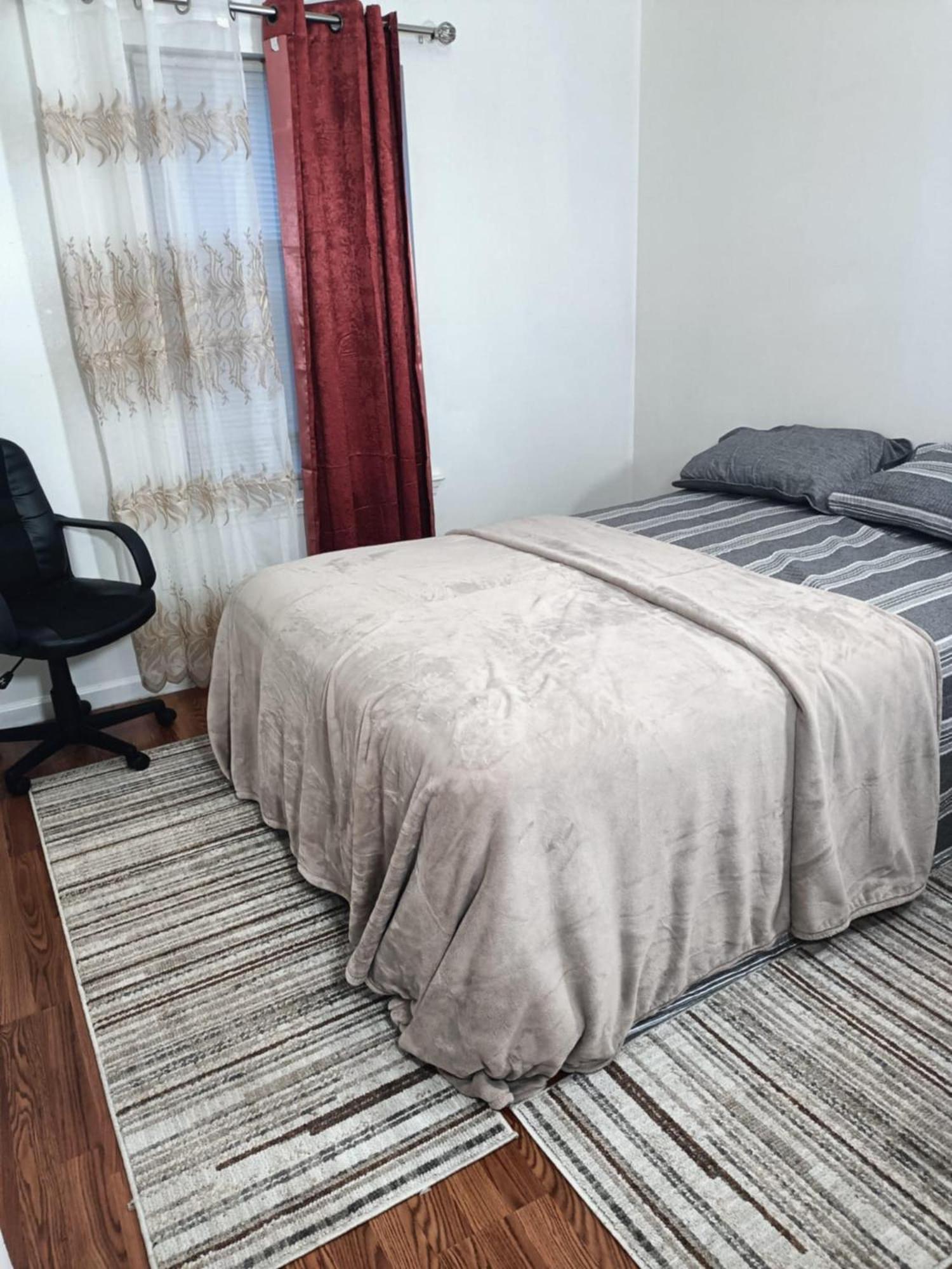 Fada Guest House - 38 Yates Ave นูวาร์ก ภายนอก รูปภาพ