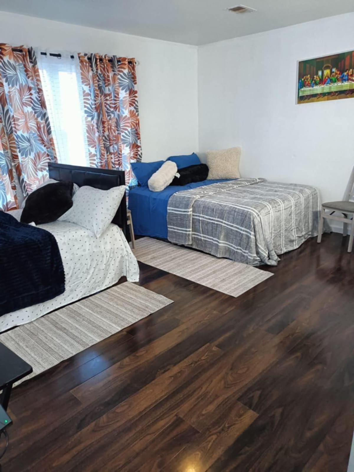 Fada Guest House - 38 Yates Ave นูวาร์ก ภายนอก รูปภาพ